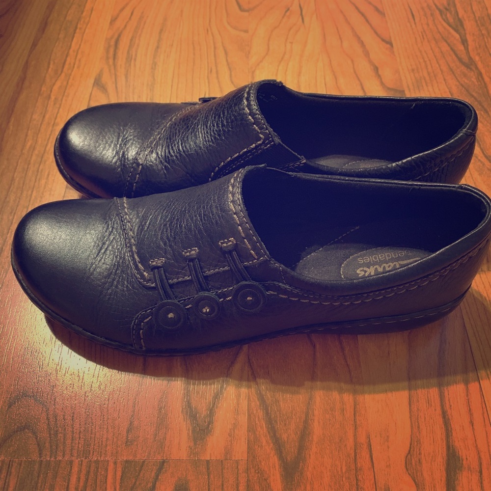 Black shoes